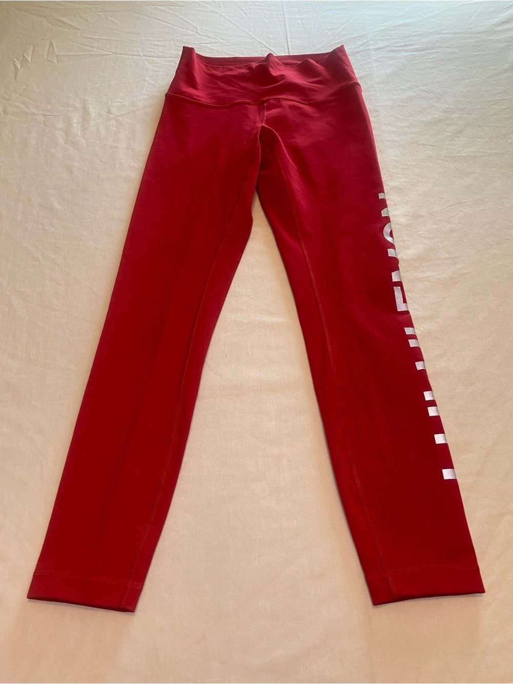 Lululemon Wunder Under Hi-Rise 7/8 *20th DKRD Size 6 Limited
Edition 20y Anniver